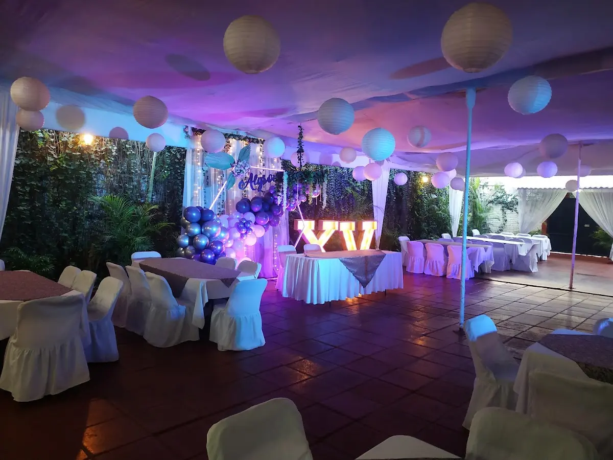 Salón de Fiestas Laurel — foto 2 de 3