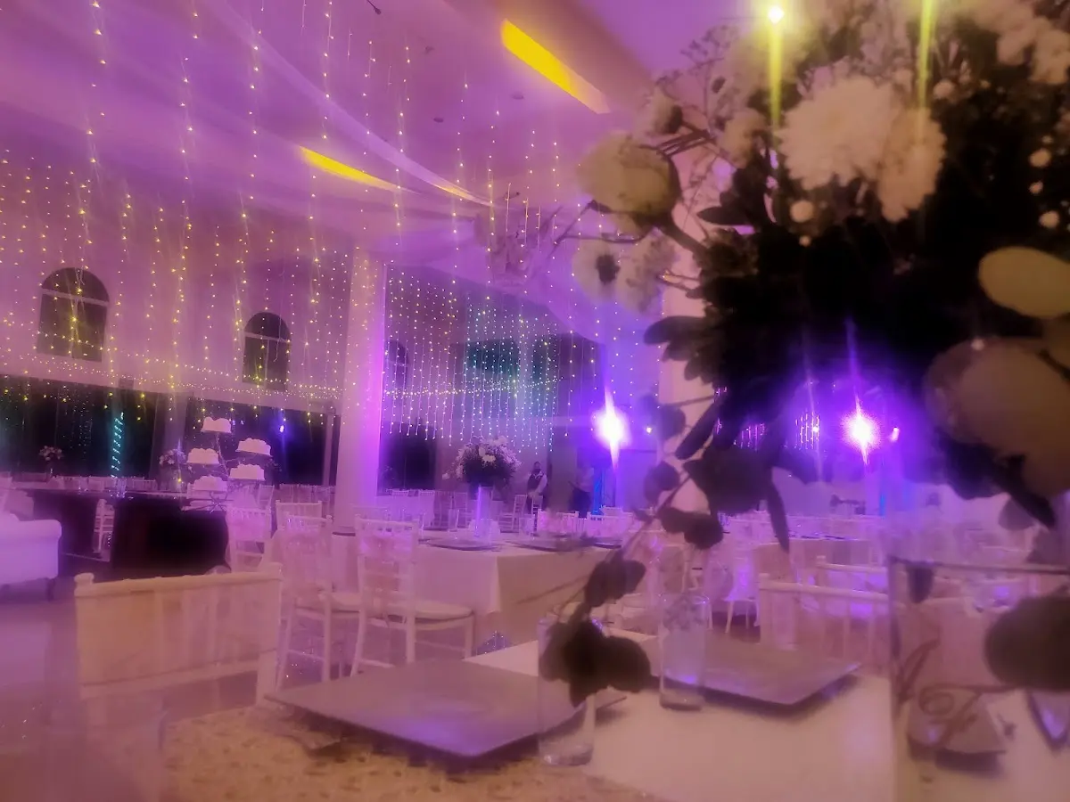 Salón Galerías — foto 3 de 3