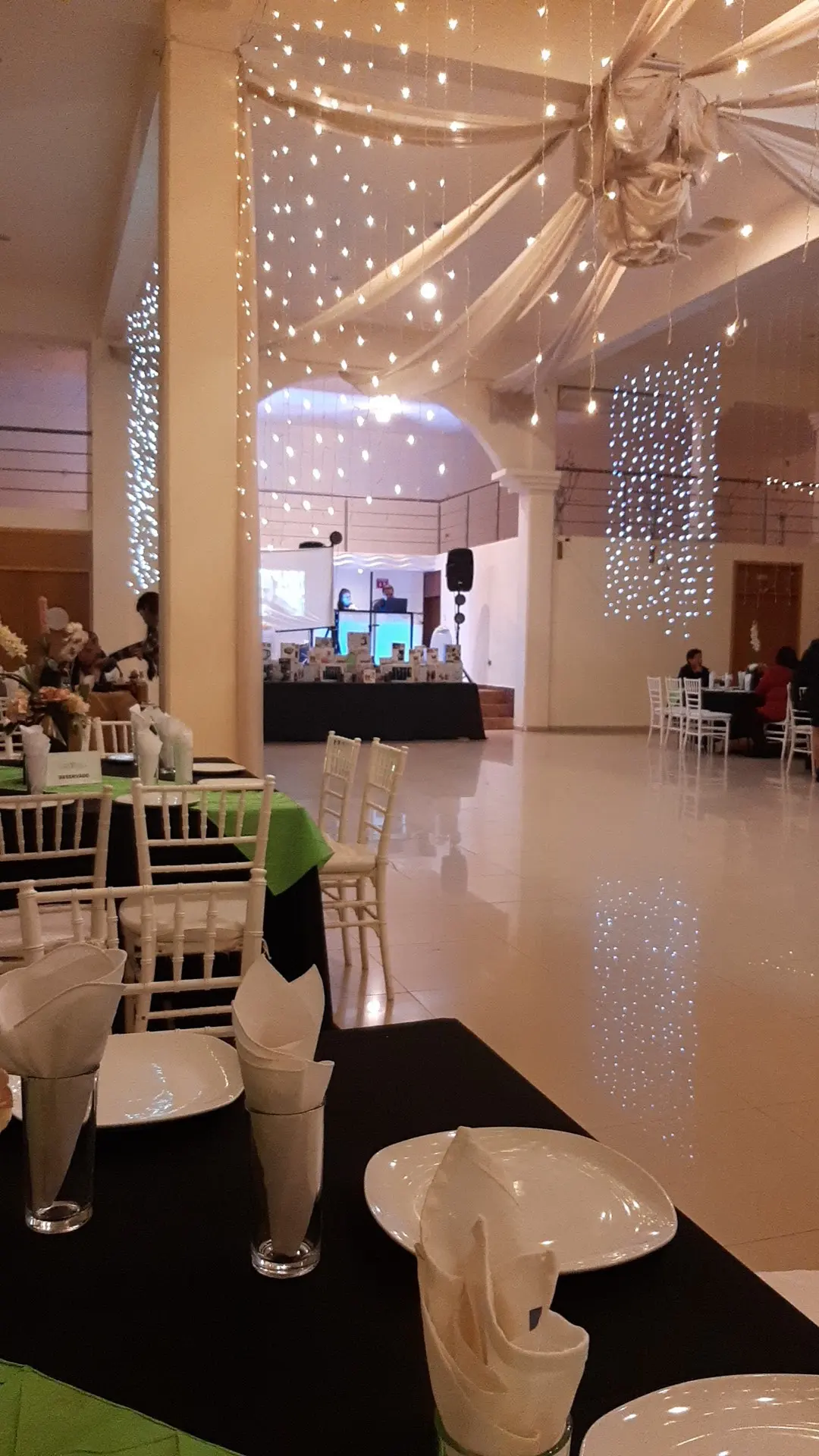 Salón Galerías — foto 2 de 3