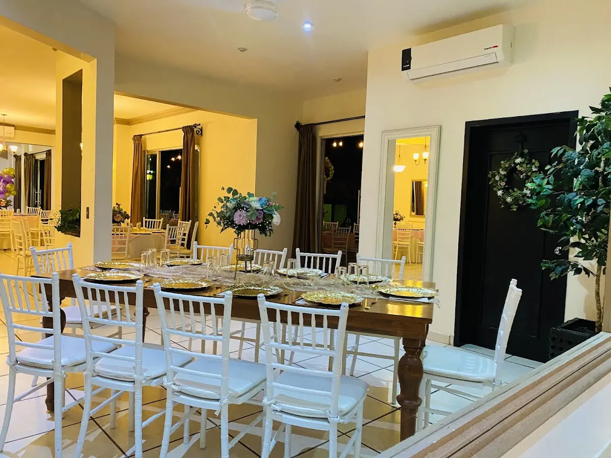 ZARA Salón de Eventos — foto 2 de 3