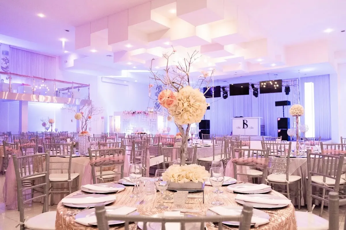 Blanc Salón — foto 2 de 3