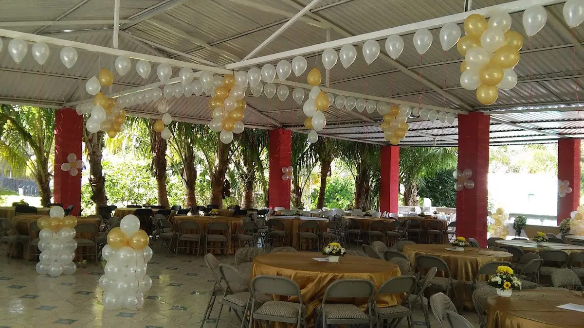 Salón Oasis — foto 1 de 1