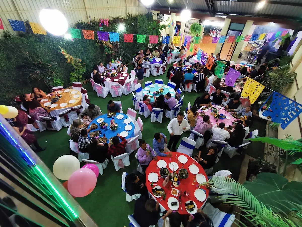 Cipres Salon & Jardin