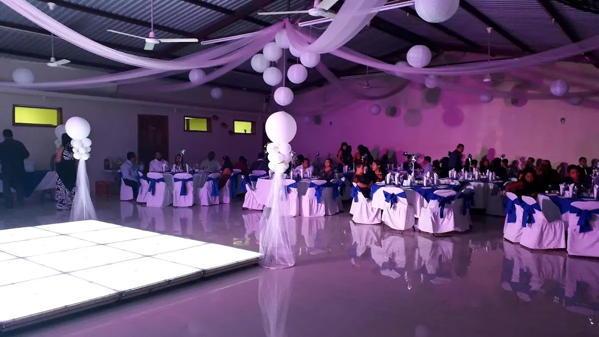 Salón de Fiestas Los Portales