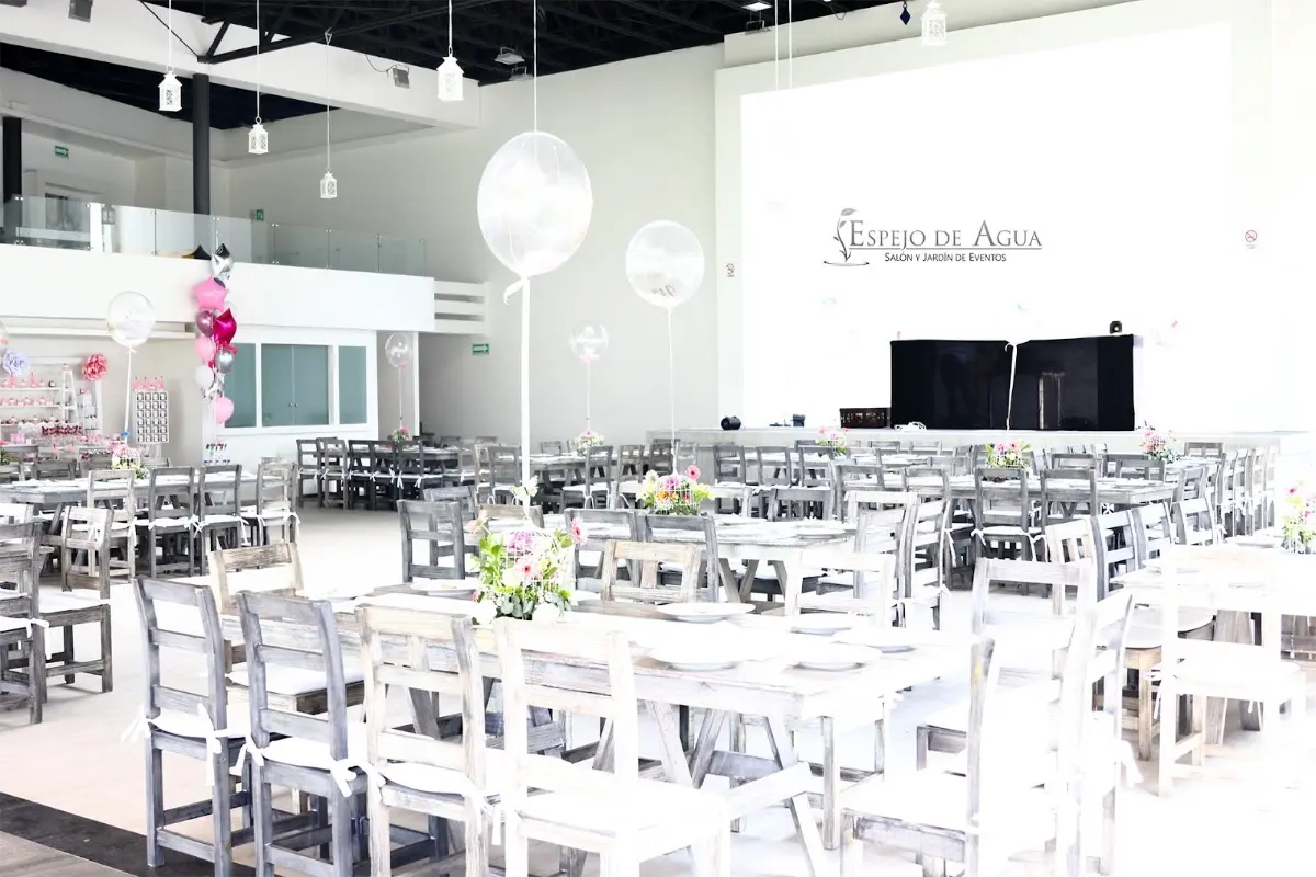 Espejo de Agua, Salón y Jardín de Eventos