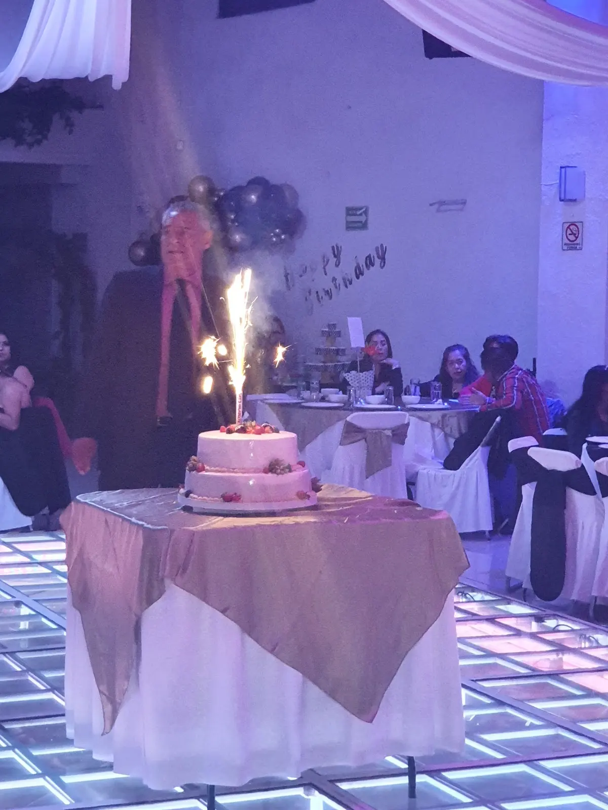 Kalesh Salón de Fiestas