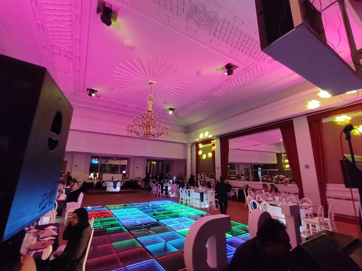 Le Crillon — foto 3 de 3
