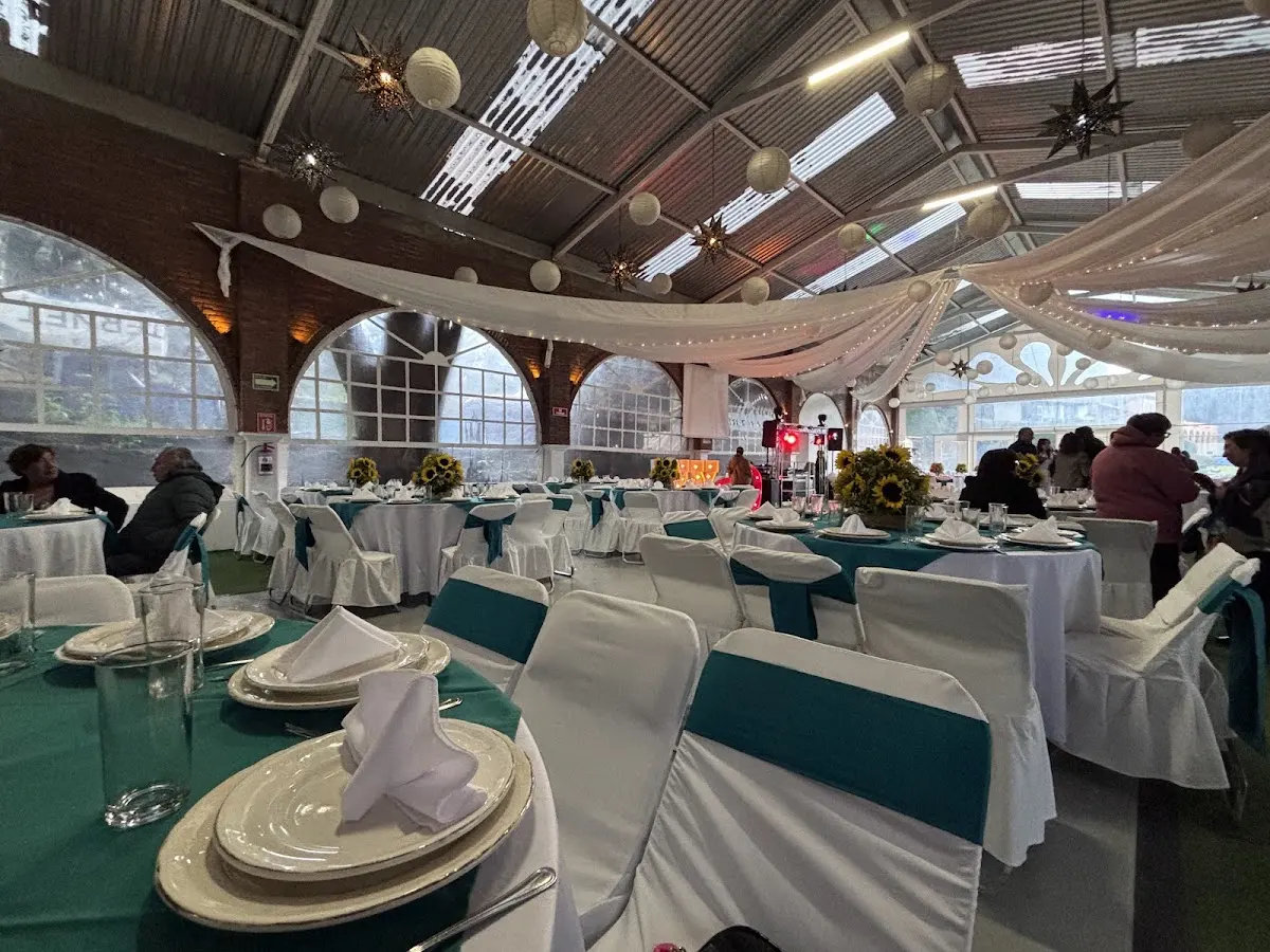 Casalot Salon Y Jardin