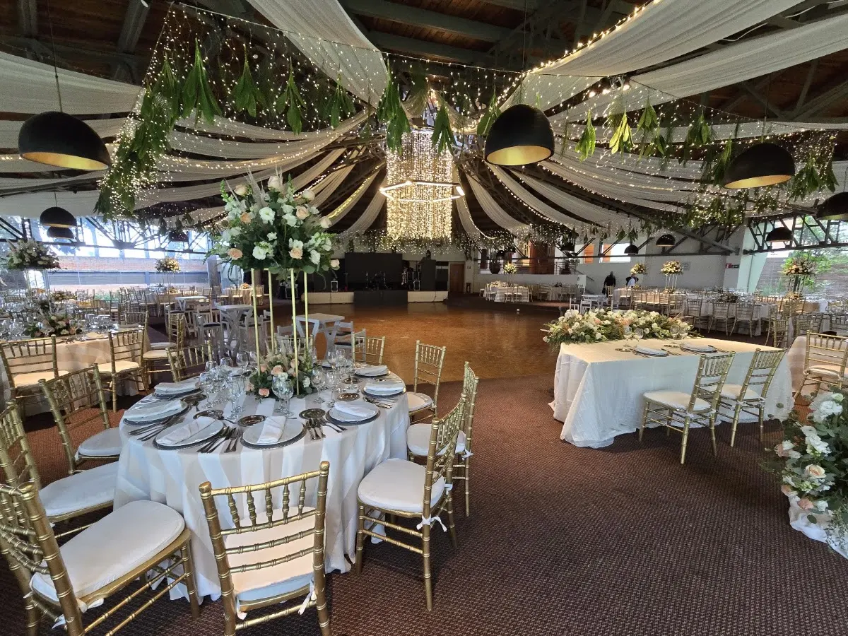 Cedrela Banquetes
