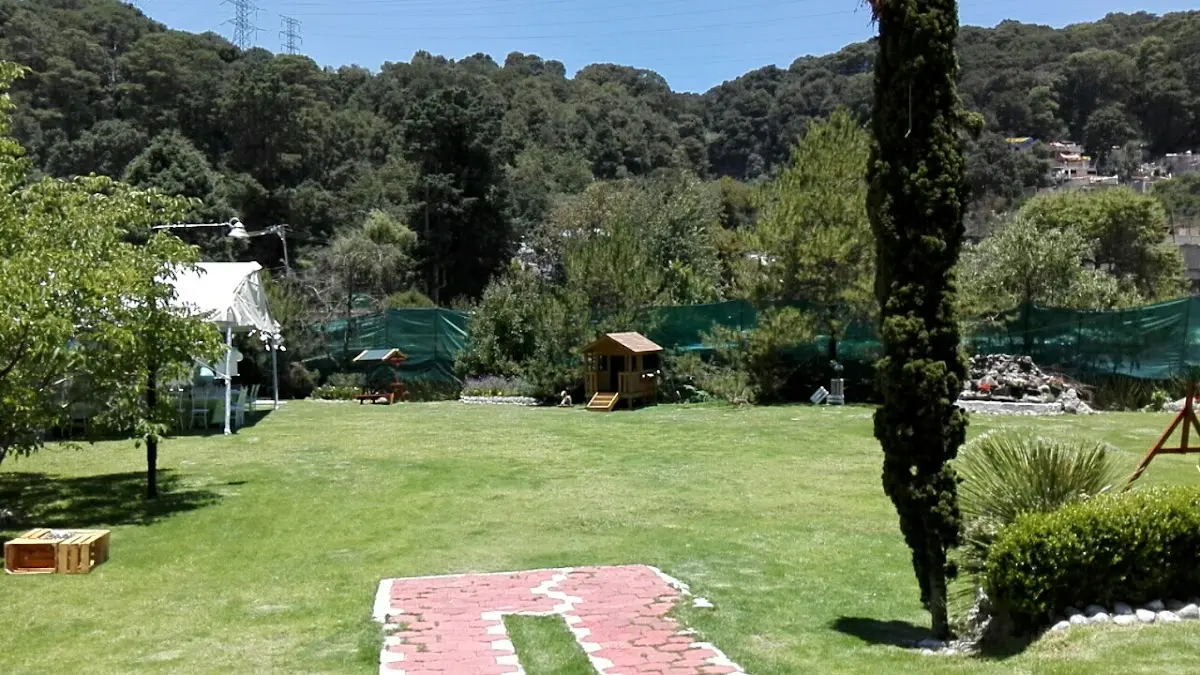 Jardin Vista Del Bosque