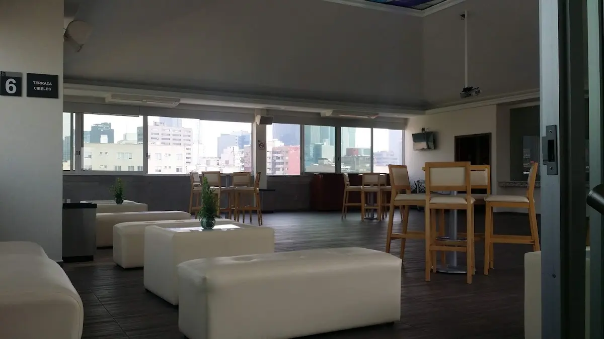 La Roma Centro de Negocios — foto 2 de 3