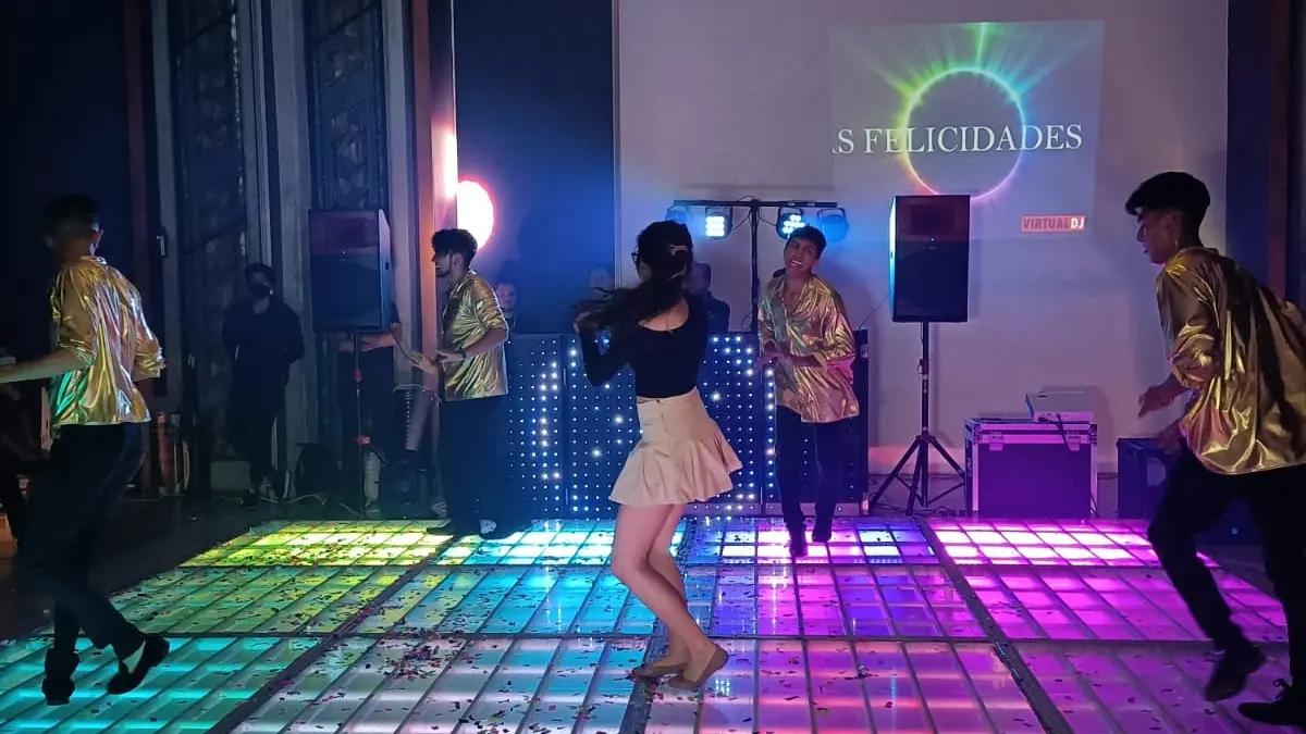 SALONES Y FIESTAS