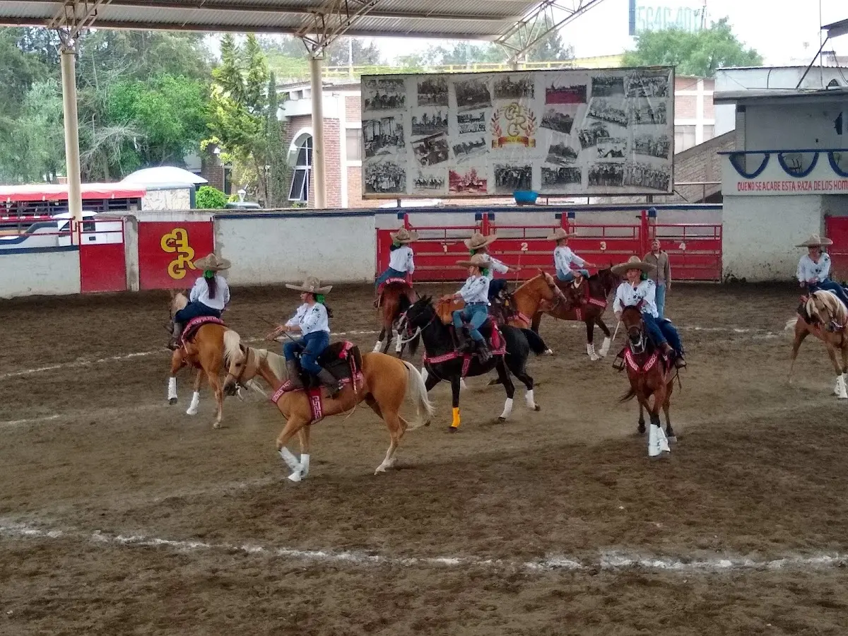 Lienzo Charro de Aragon — foto 2 de 3