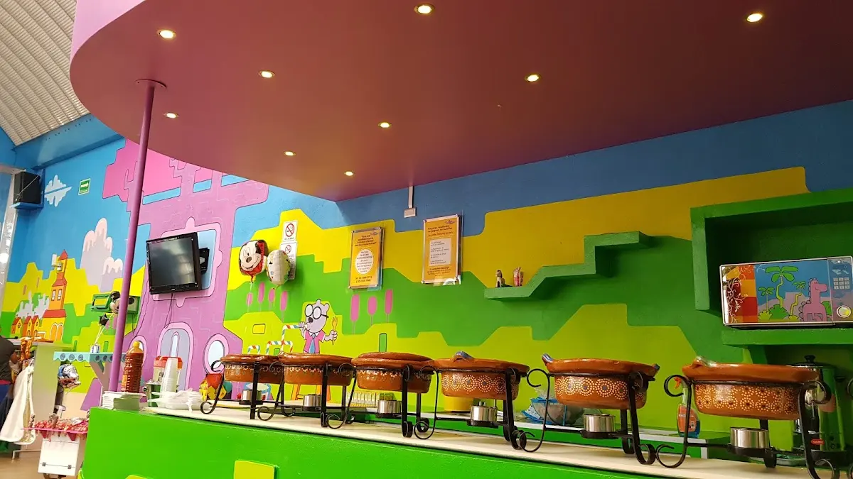 SALON DE FIESTAS INFANTILES VILLE PETIT