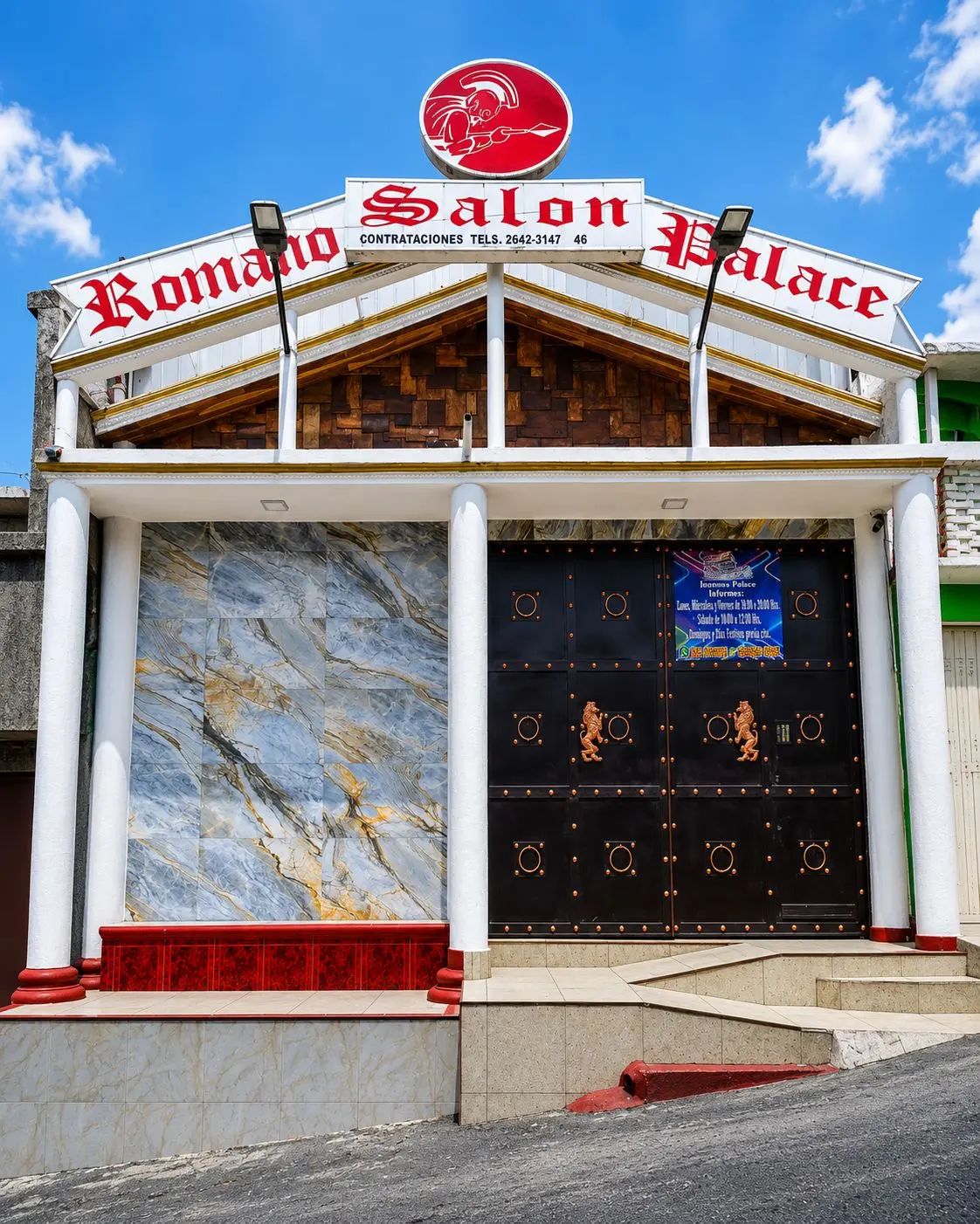 Salon Romano Palace
