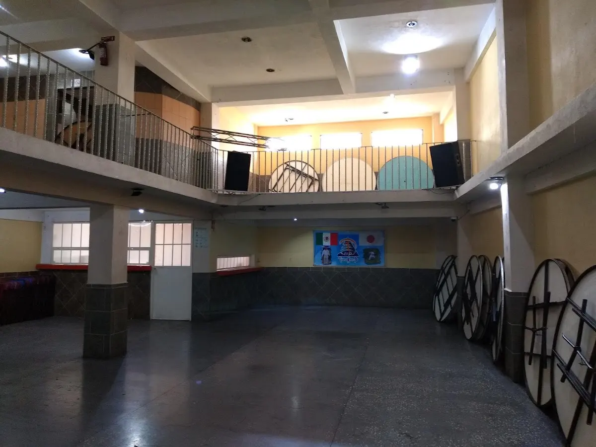 Salon Cantarel