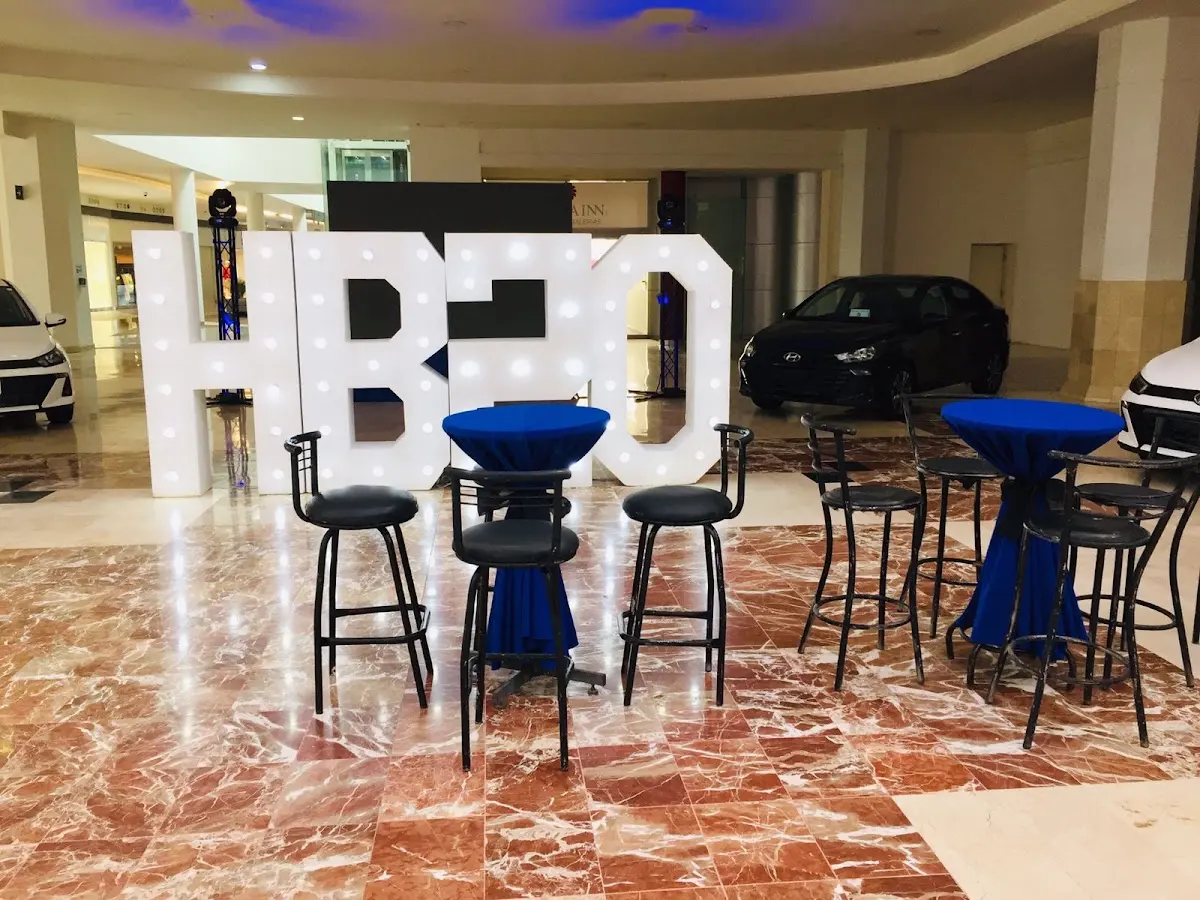 Mobiliario Para Eventos.TRC
