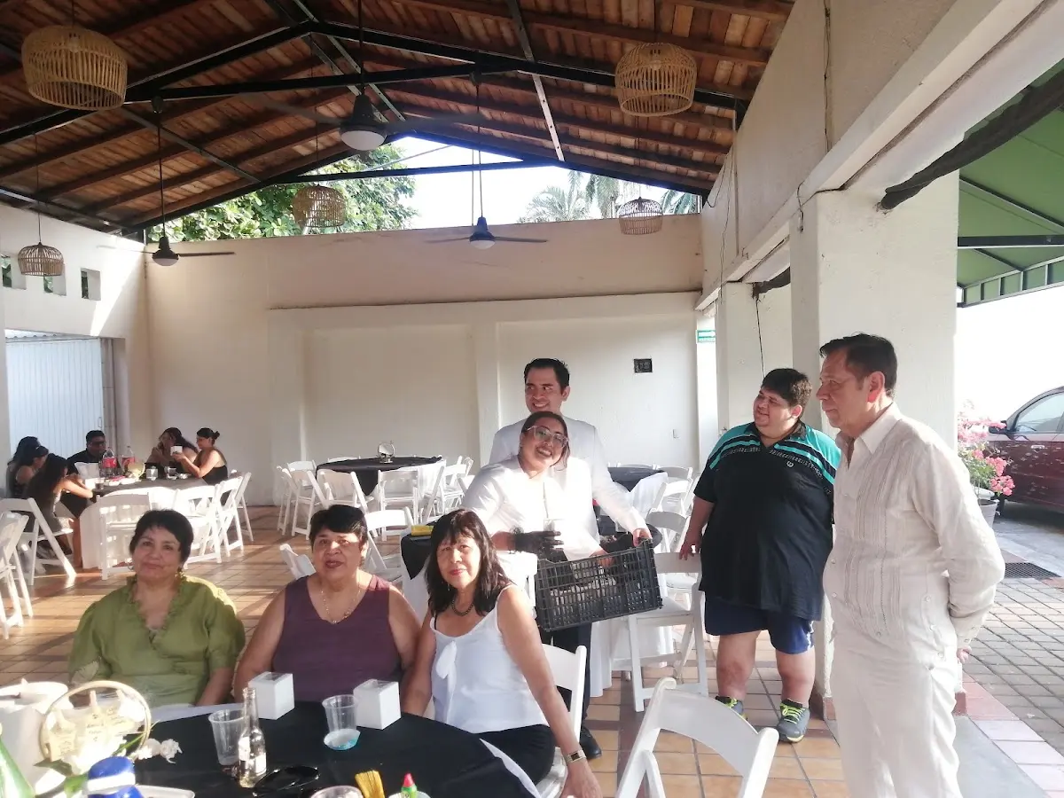 El Patio, Salón De Fiestas — foto 3 de 3