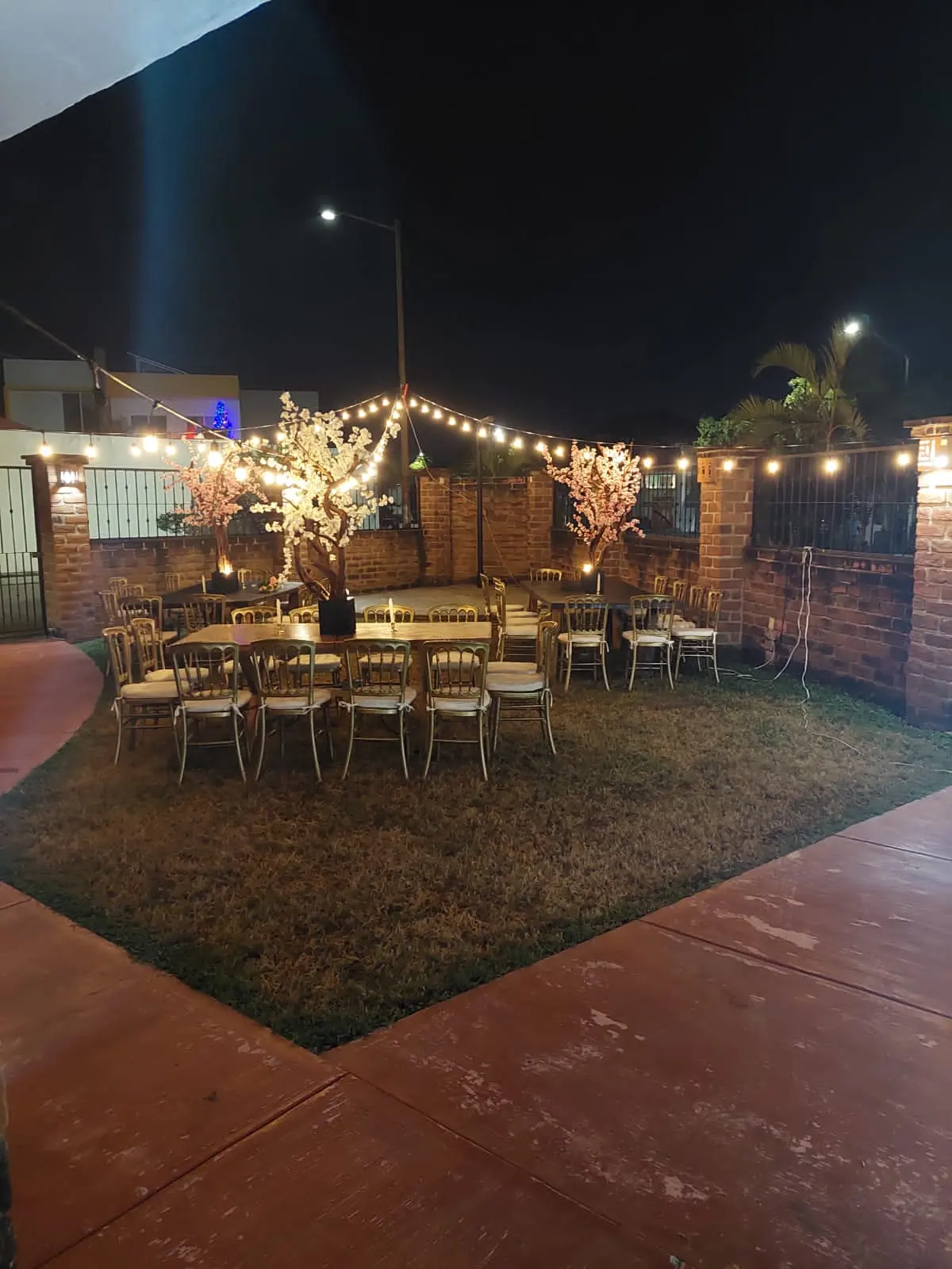 Jardín De Fiestas Anjan