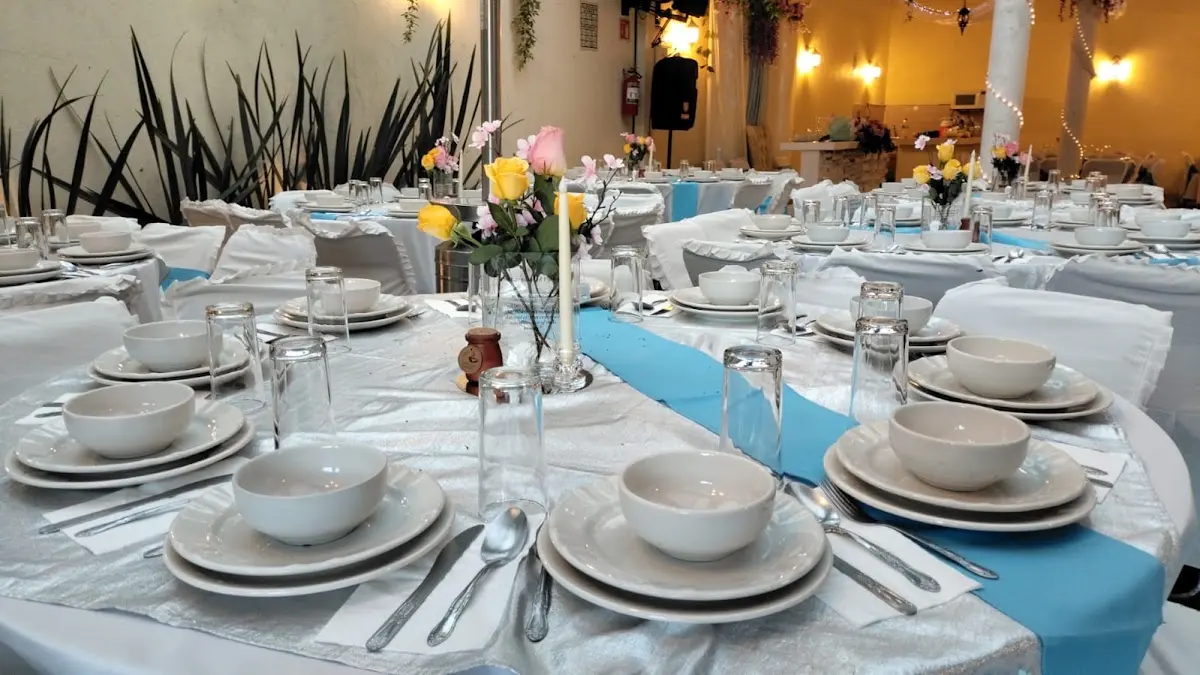 Jardin De Eventos Sociales Abril