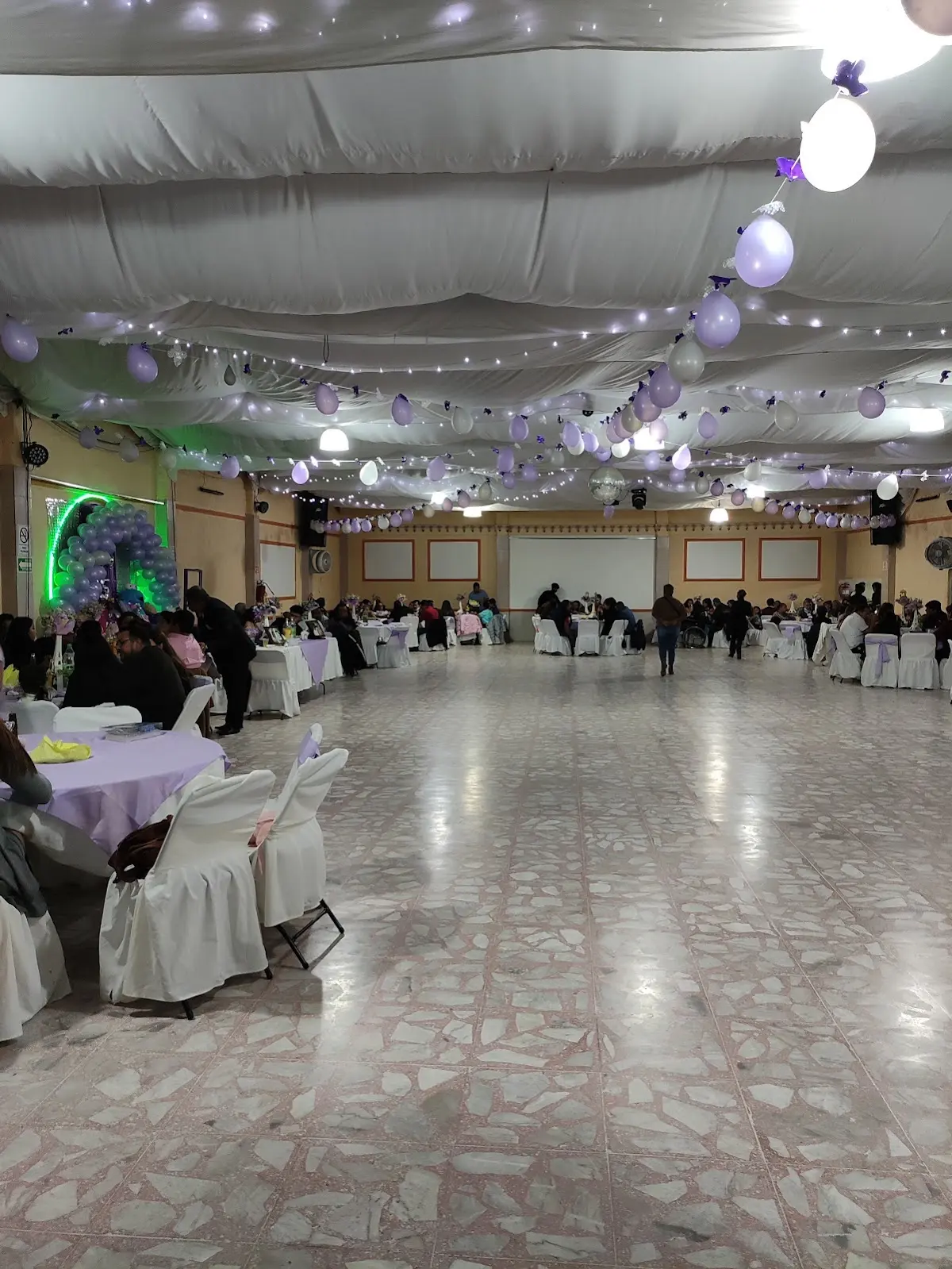 Salón Lupita