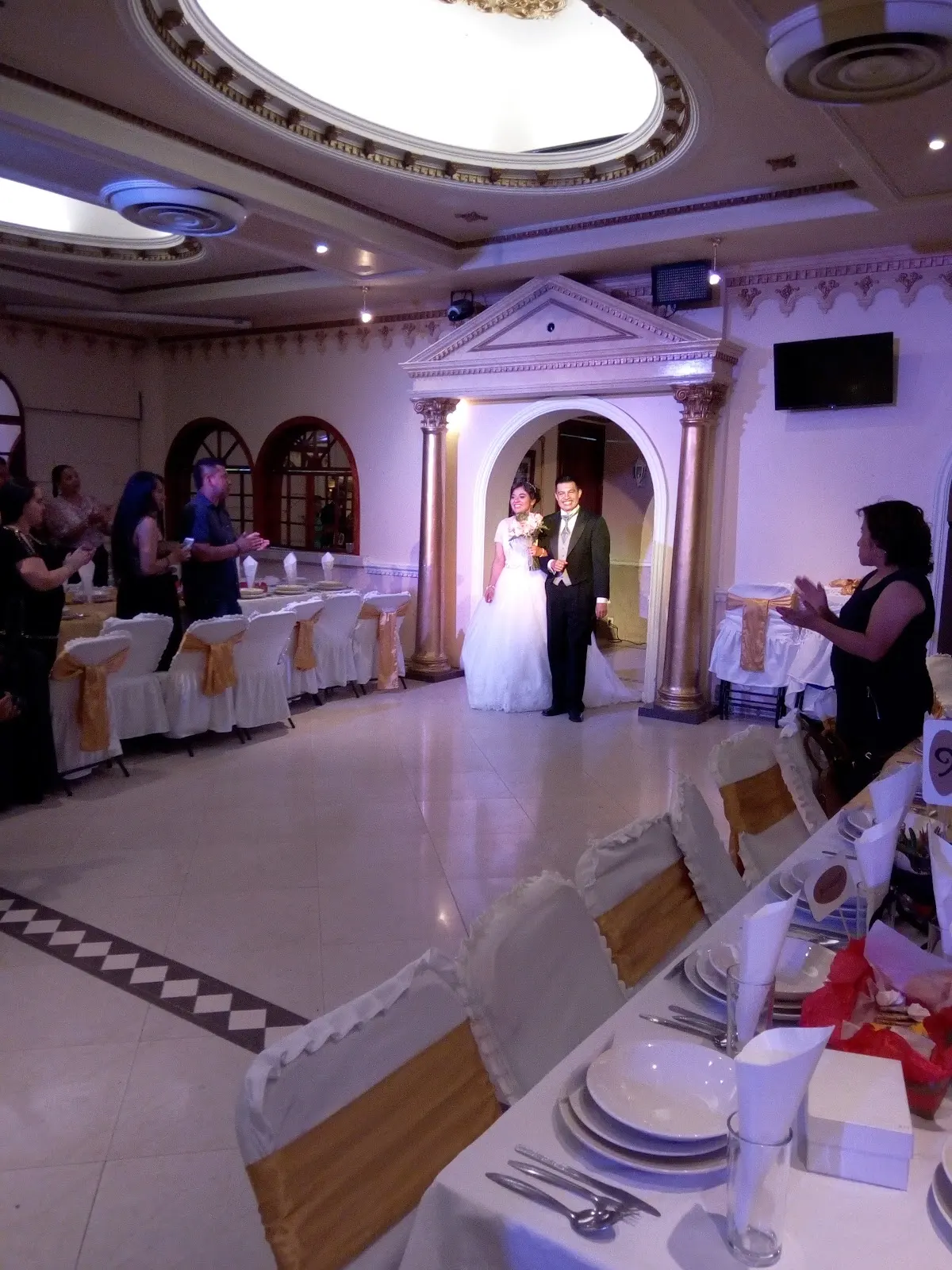 Salón Oasis Imperial