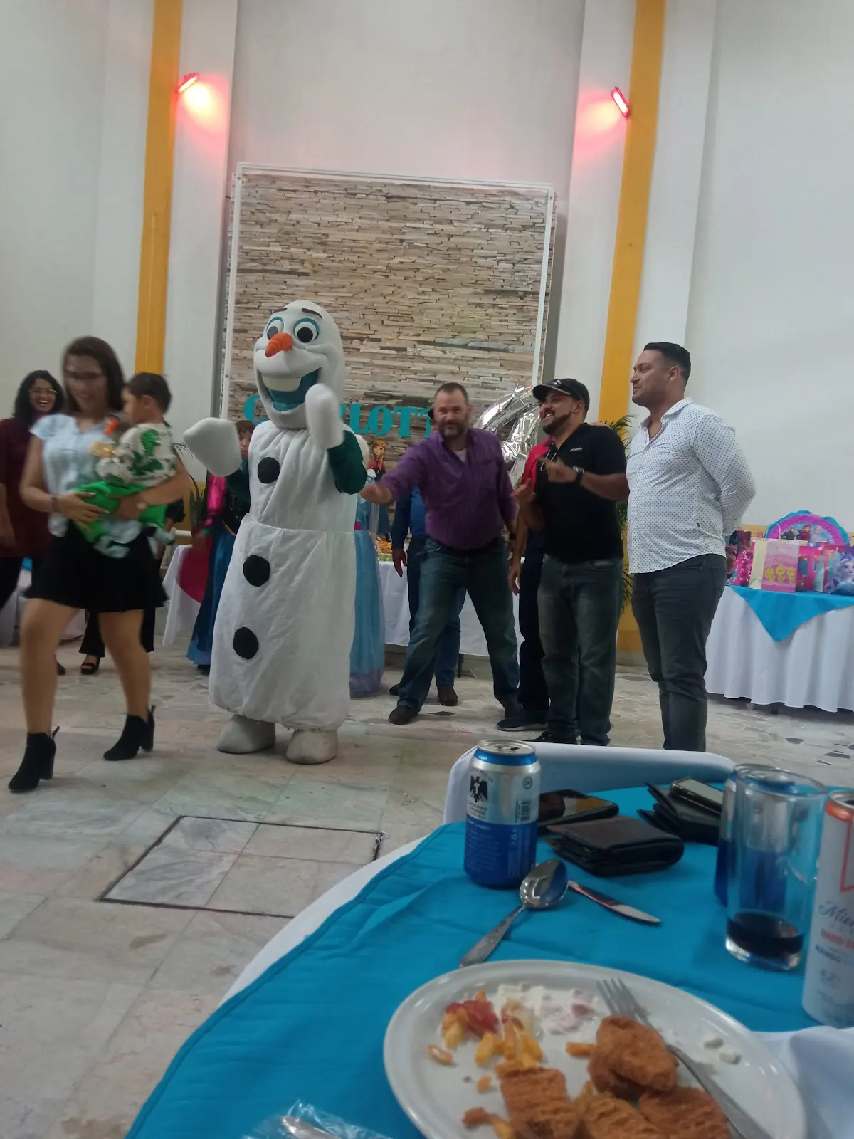 Salon ACAMAY — foto 3 de 3