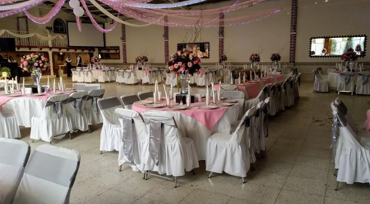 Salón de Eventos Sociales La Hacienda