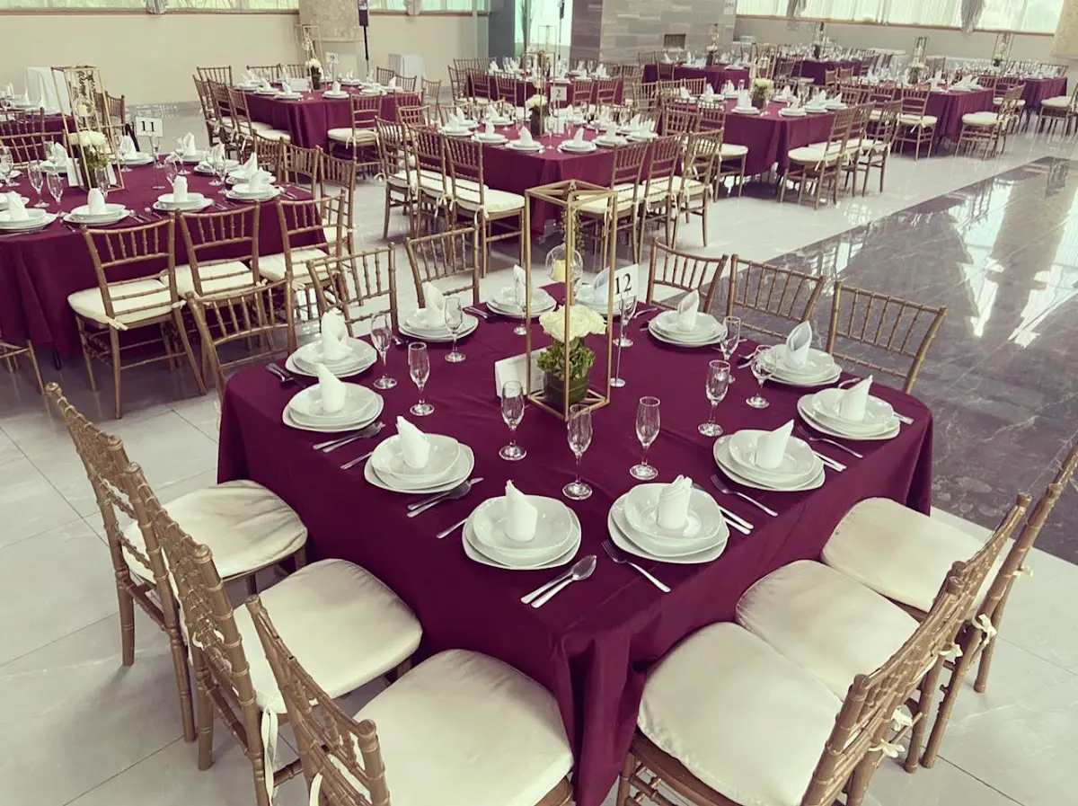 Salón y Jardín de Eventos Inolvidable