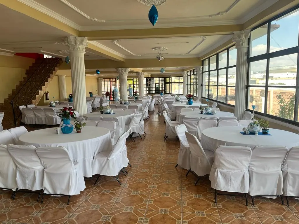Salón Kristal Monroy