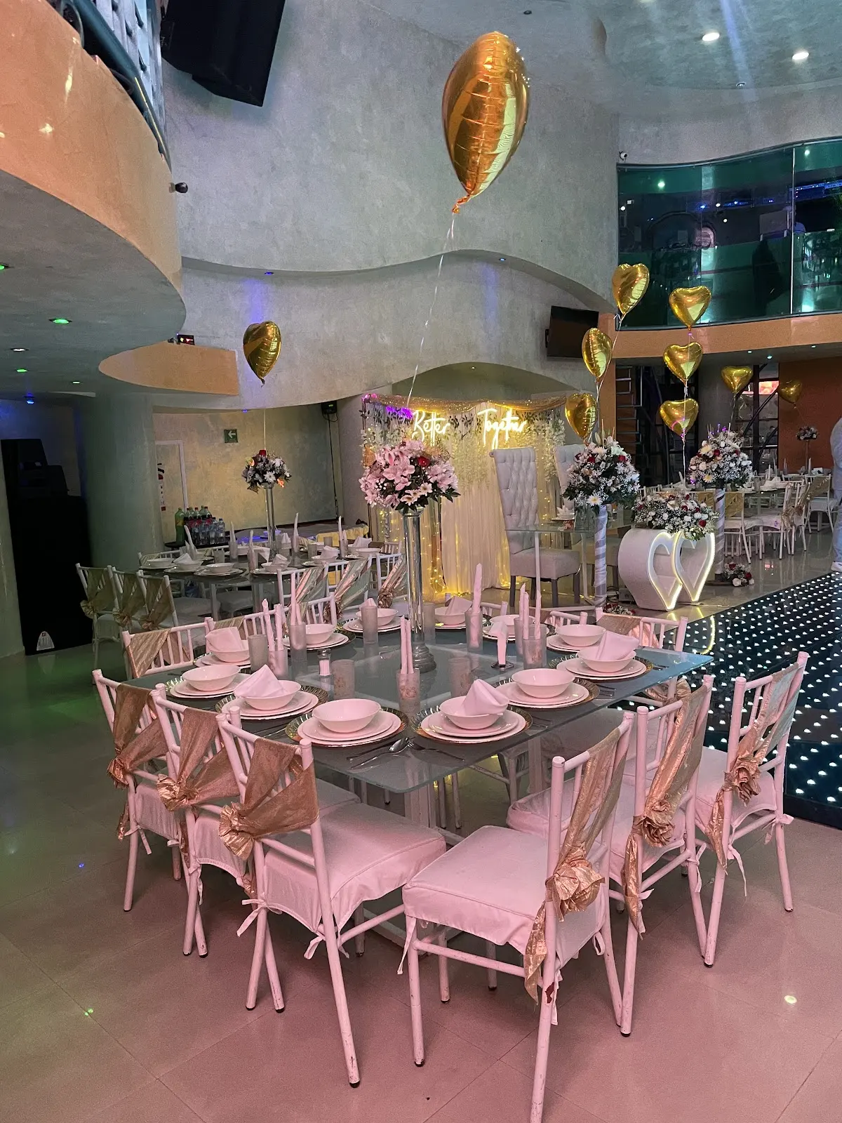 SALON D'ANGELOS