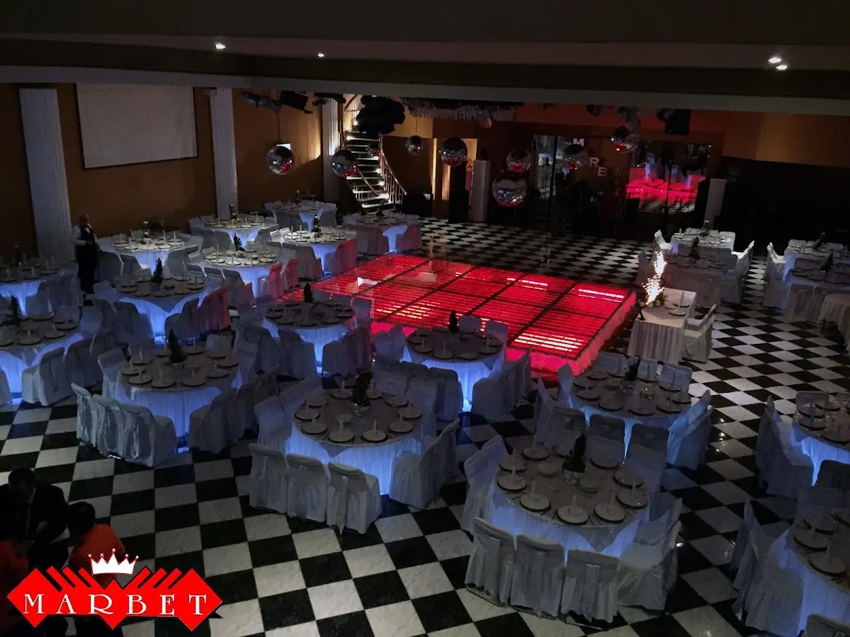 SALON MARBET