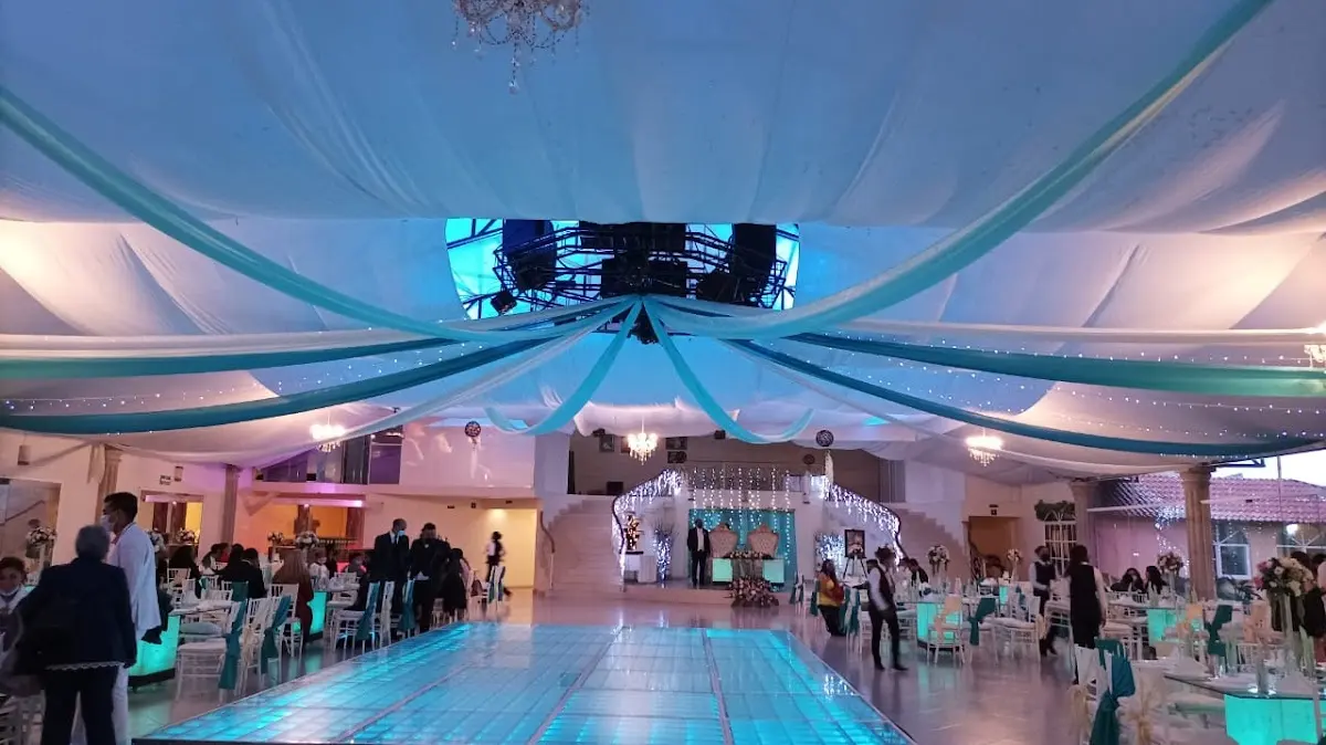 Salón Jardín Los Ángeles