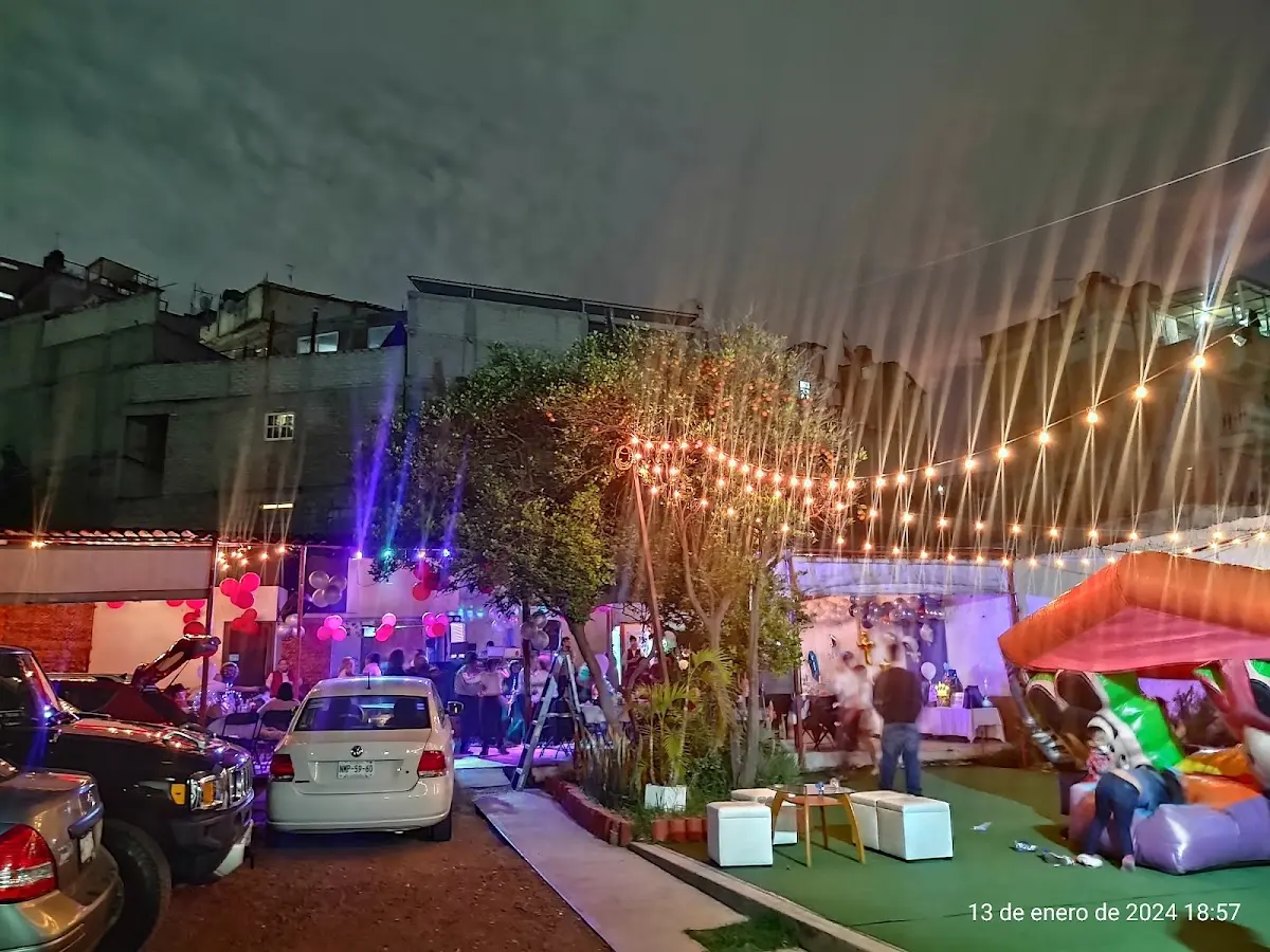 Jardin de Eventos Sol y luna
