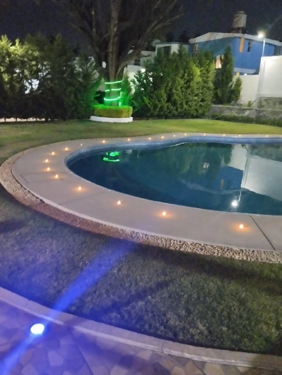 Jardines los Laureles