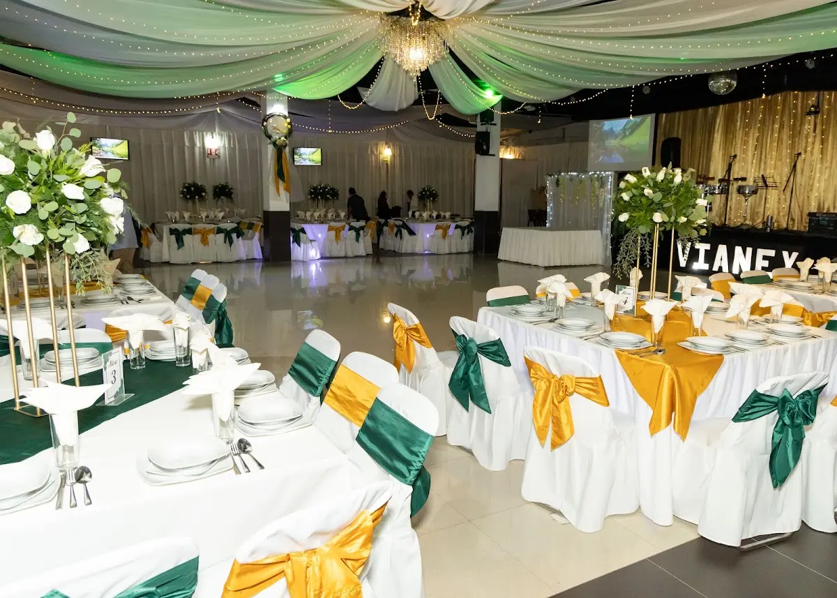 Salón de Eventos Sociales Geminis Garden