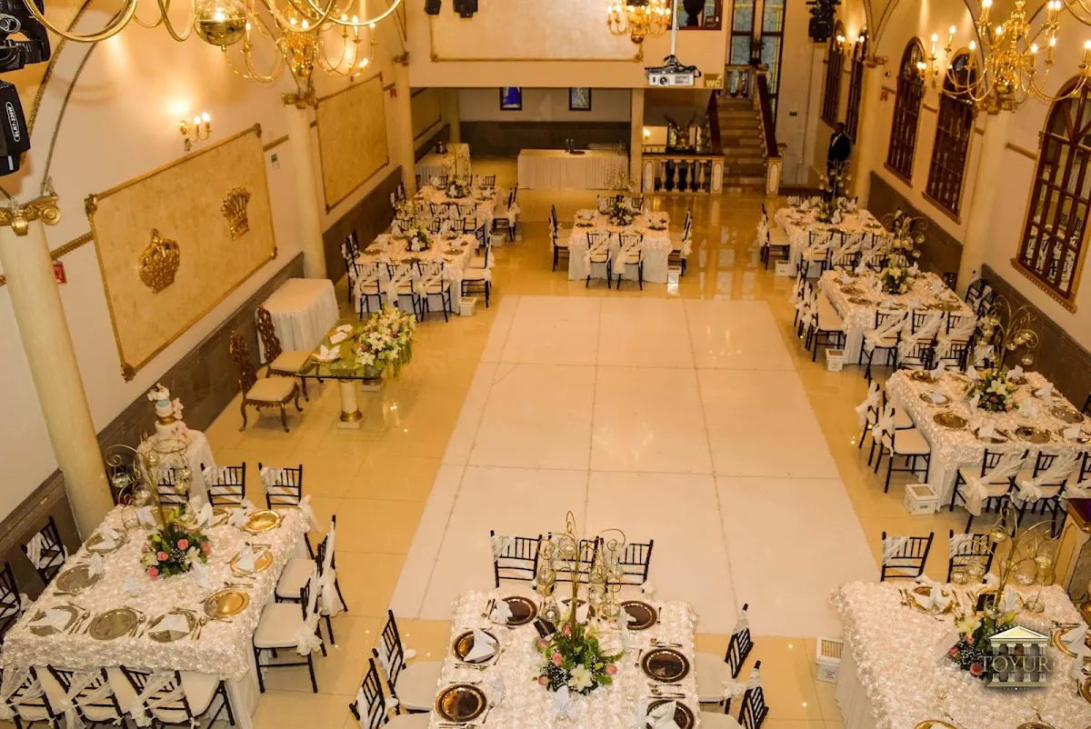 SALON DE EVENTOS TOYURI
