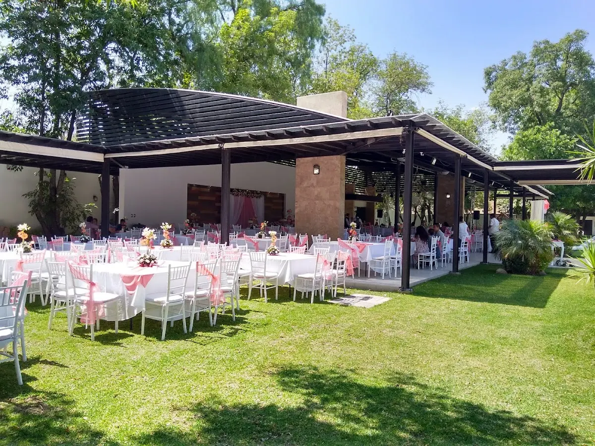Jardin Los Fresnos