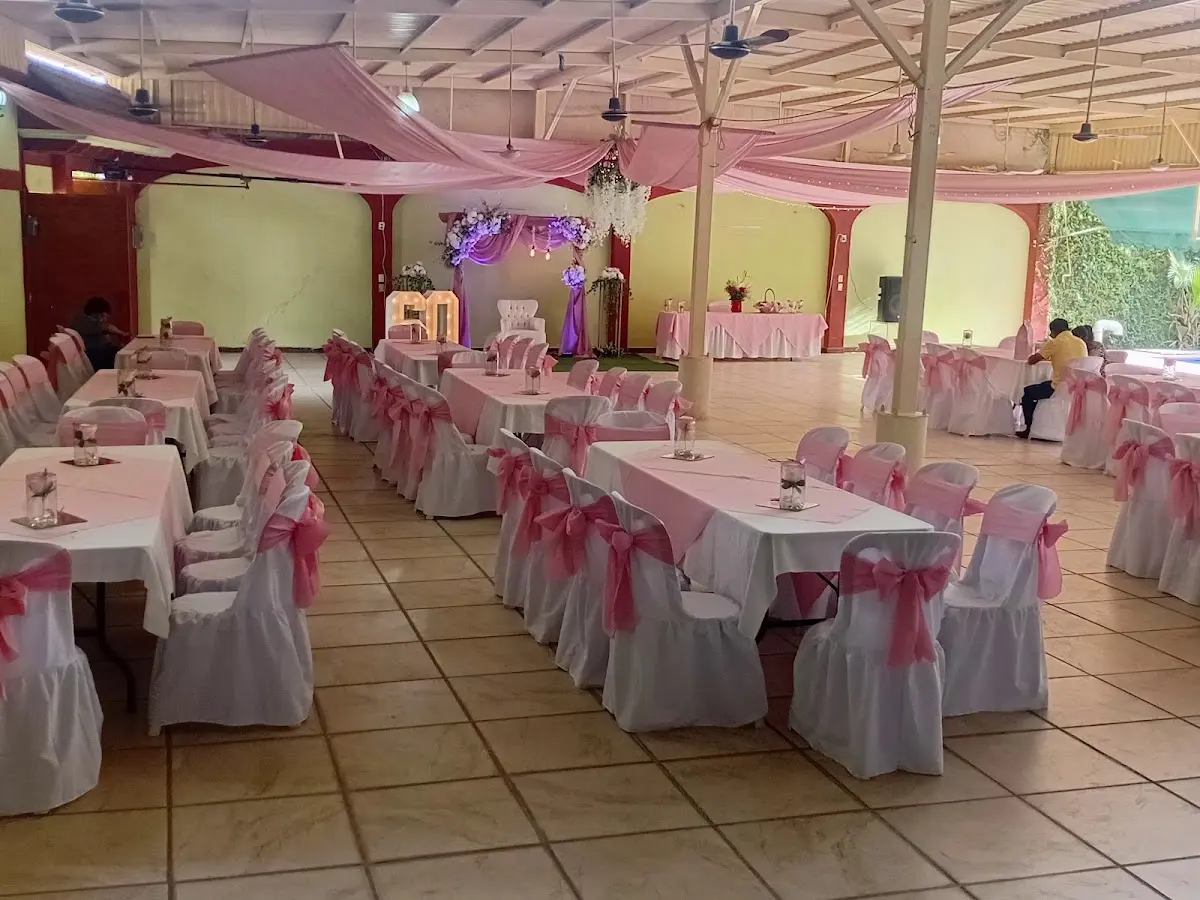 Salon de Eventos AloHawaii — foto 3 de 3