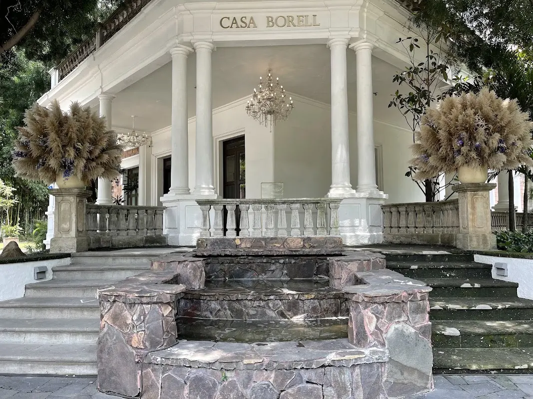 Casa Borell