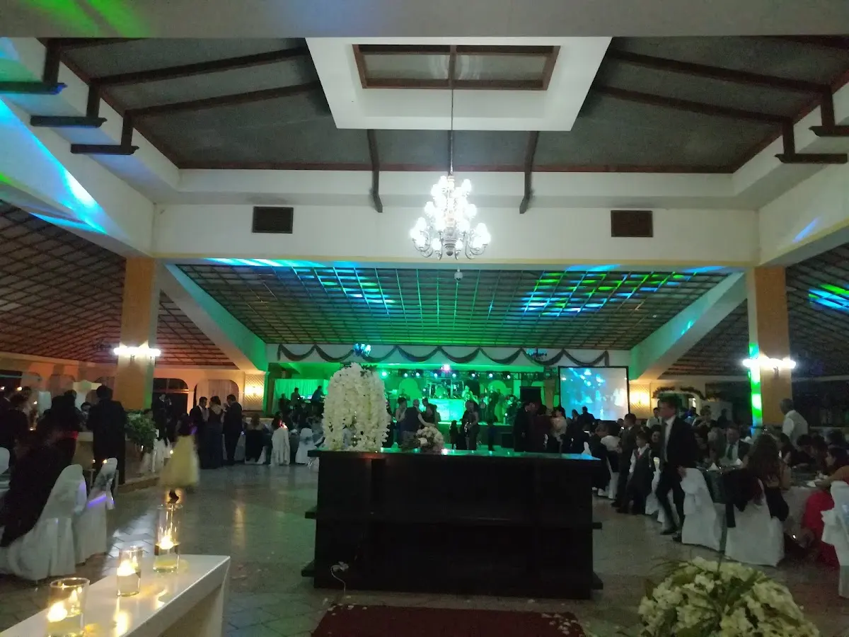 Salón de Eventos Loma Campestre