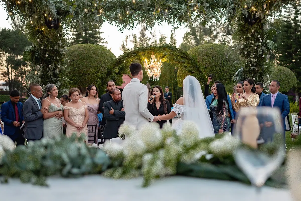 Deluxe Weddings + Events — foto 2 de 3