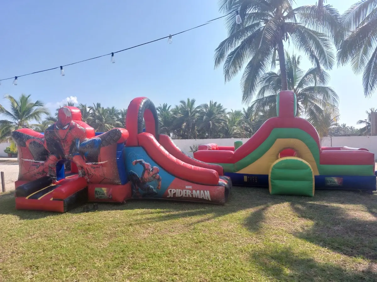 Tsanda Salon de Eventos