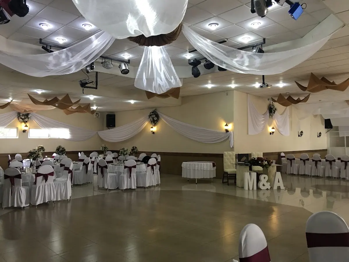 Sander' S Salon De Eventos