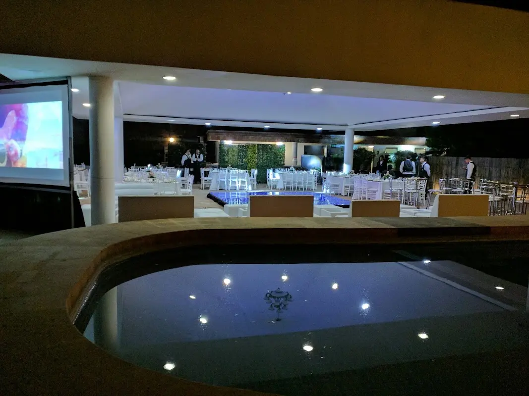 La Fortaleza Salón Jardín