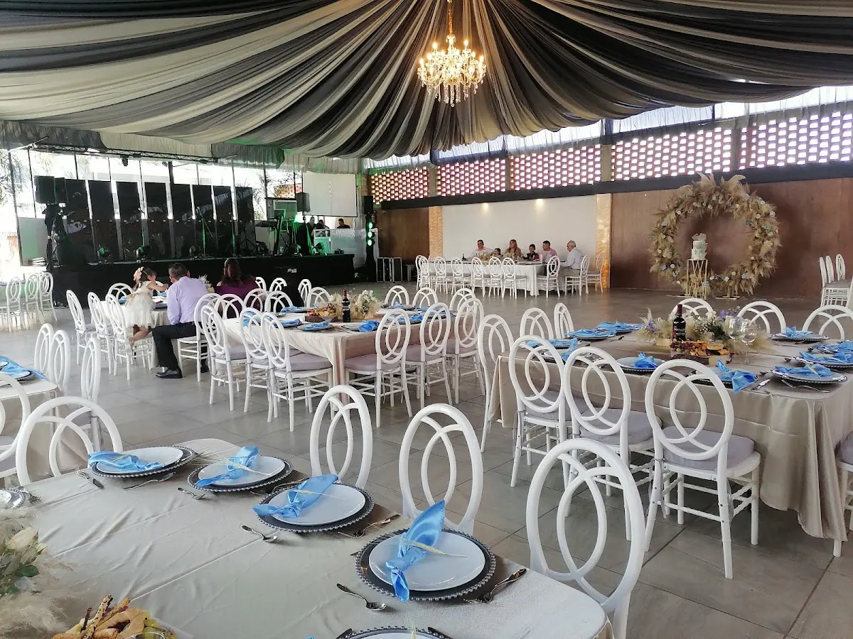 Salón para Fiestas y Eventos Bonella en Morelia — foto 2 de 3