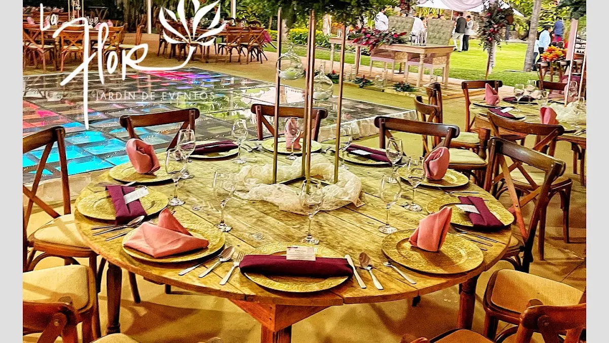 La flor jardin de eventos