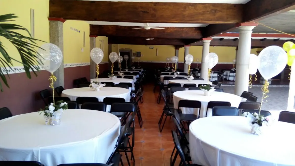 Salón Los Flores — foto 3 de 3