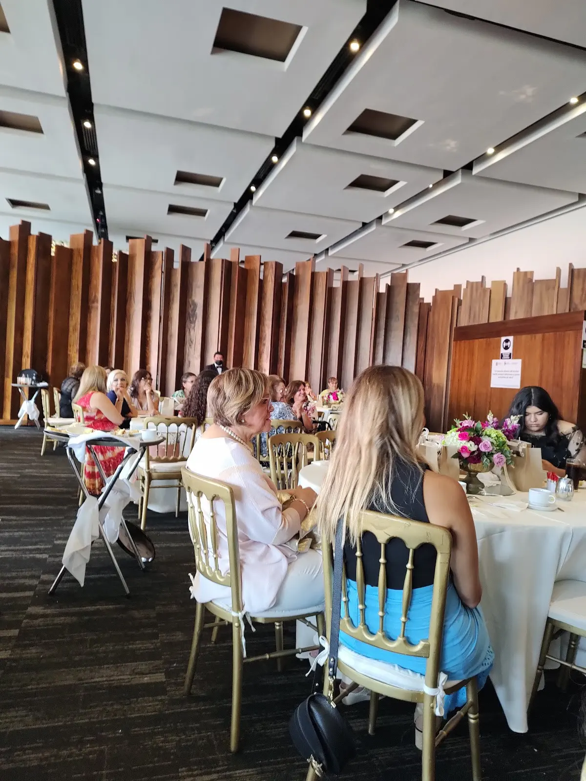 Salón Panorama — foto 2 de 3