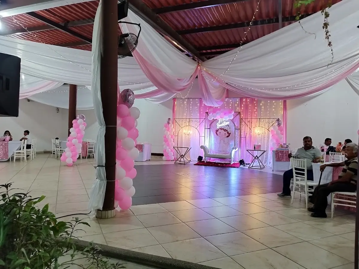 Banquetes y Eventos Casa Real
